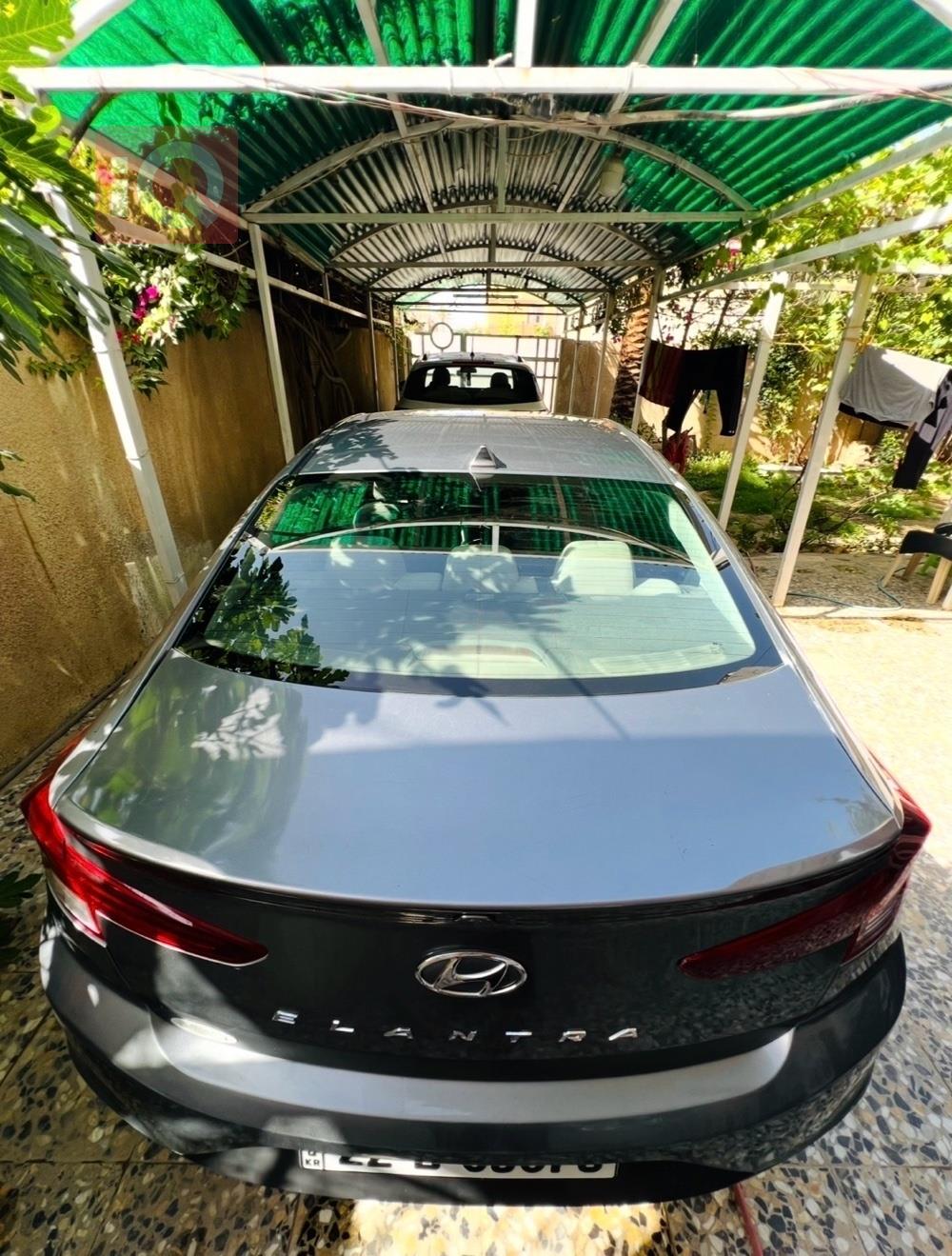 هيونداي النترا